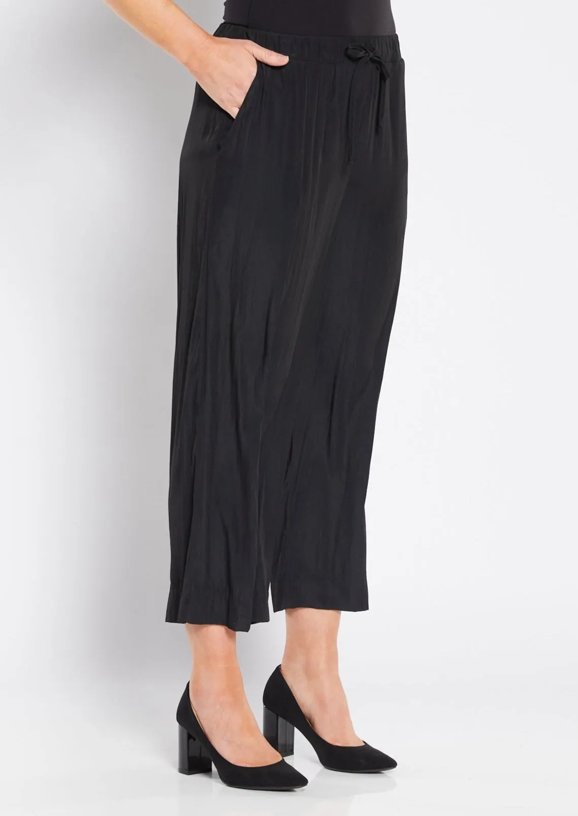 Barbe Lustre drawstring pant in black