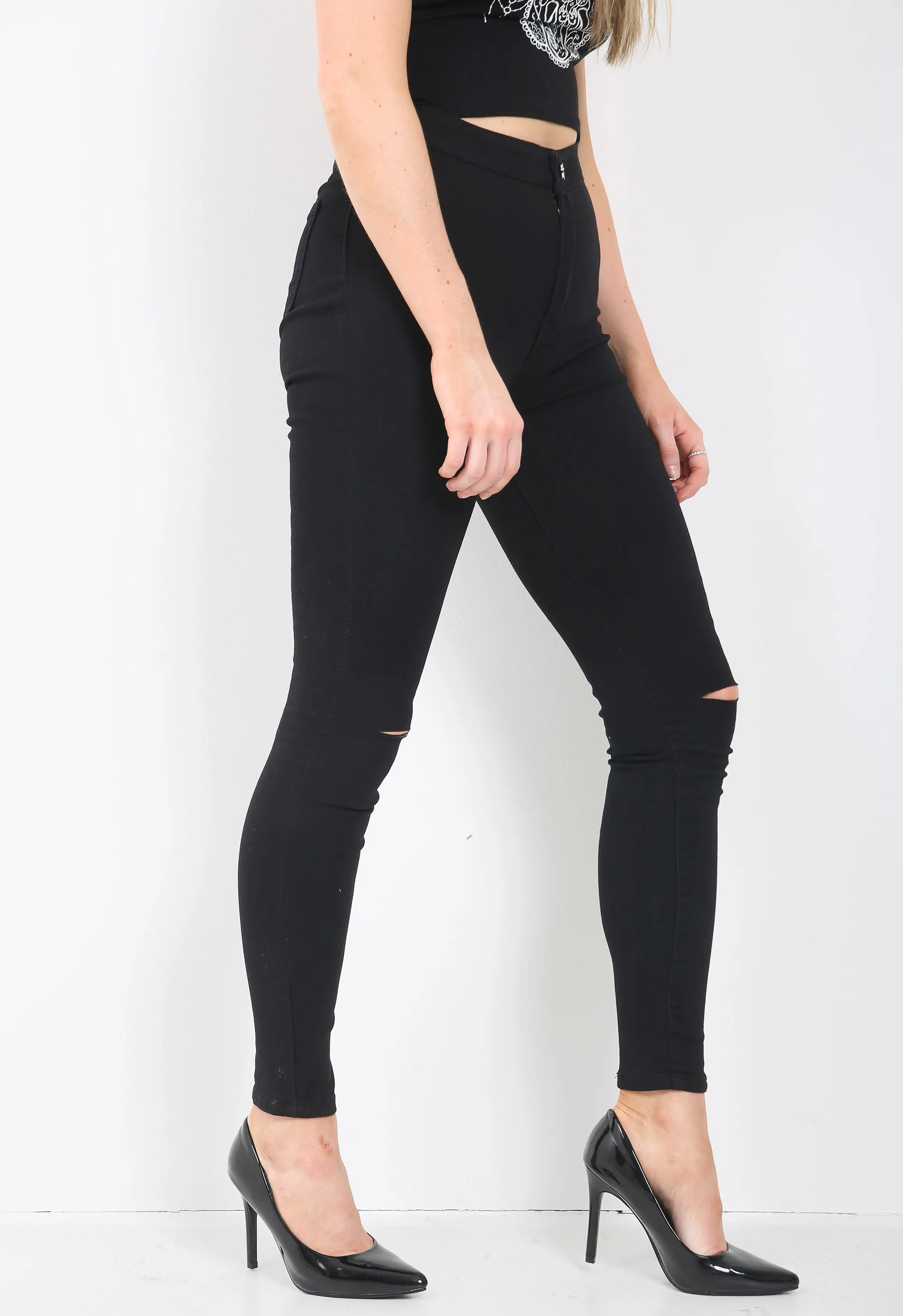 BLACK LADIES HIGH WAISTED JEANS