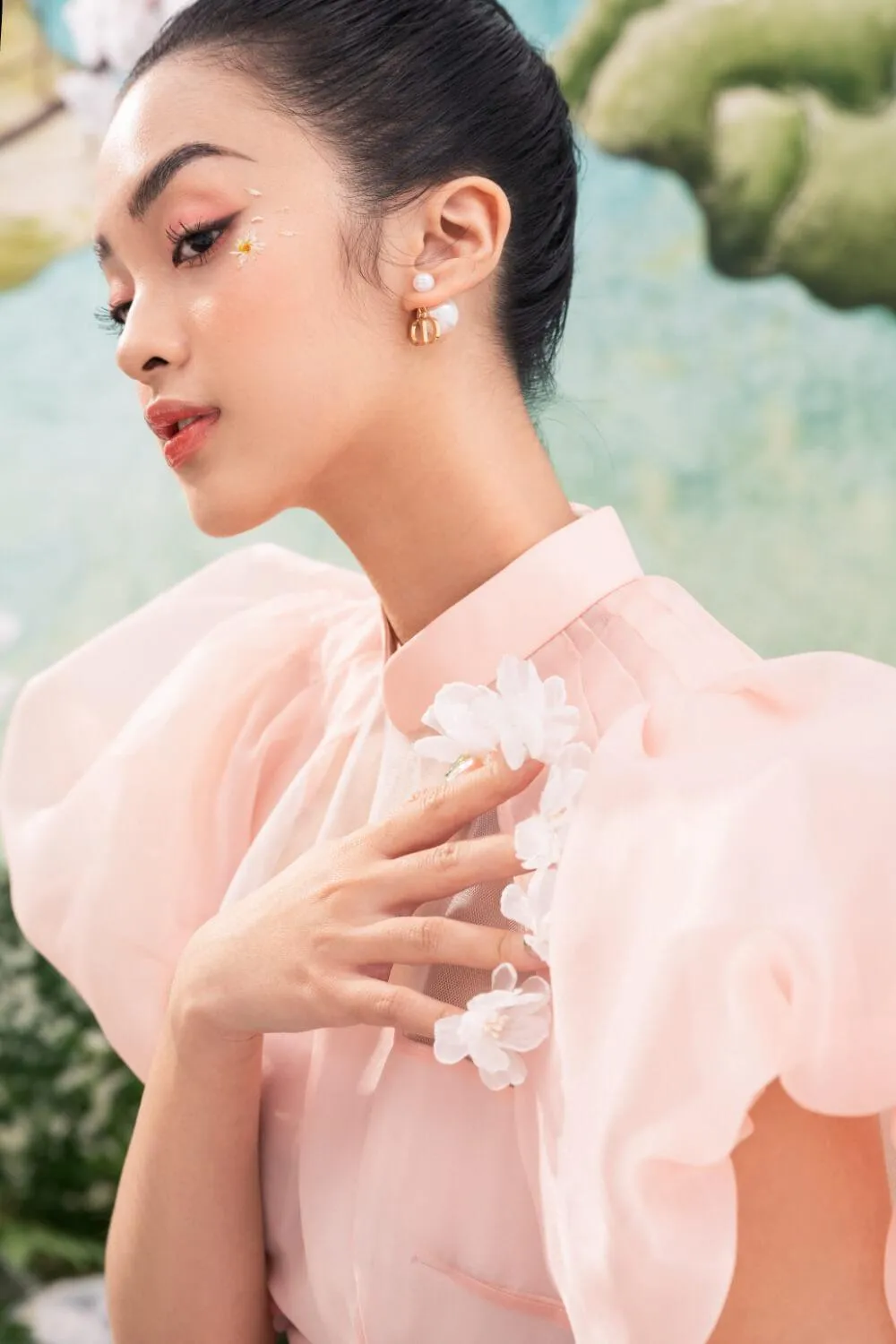 Blossom Puffy Sleeves Ao Dai