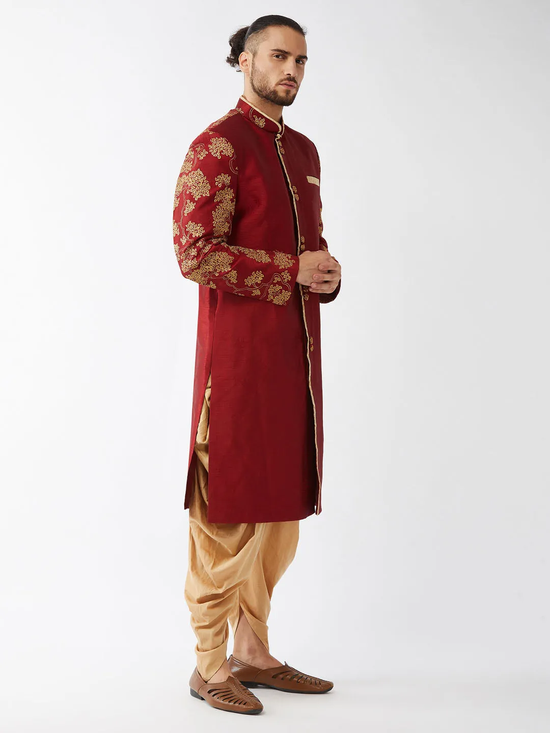 Jashvi Men's Maroon And Gold Silk Blend Sherwani Set