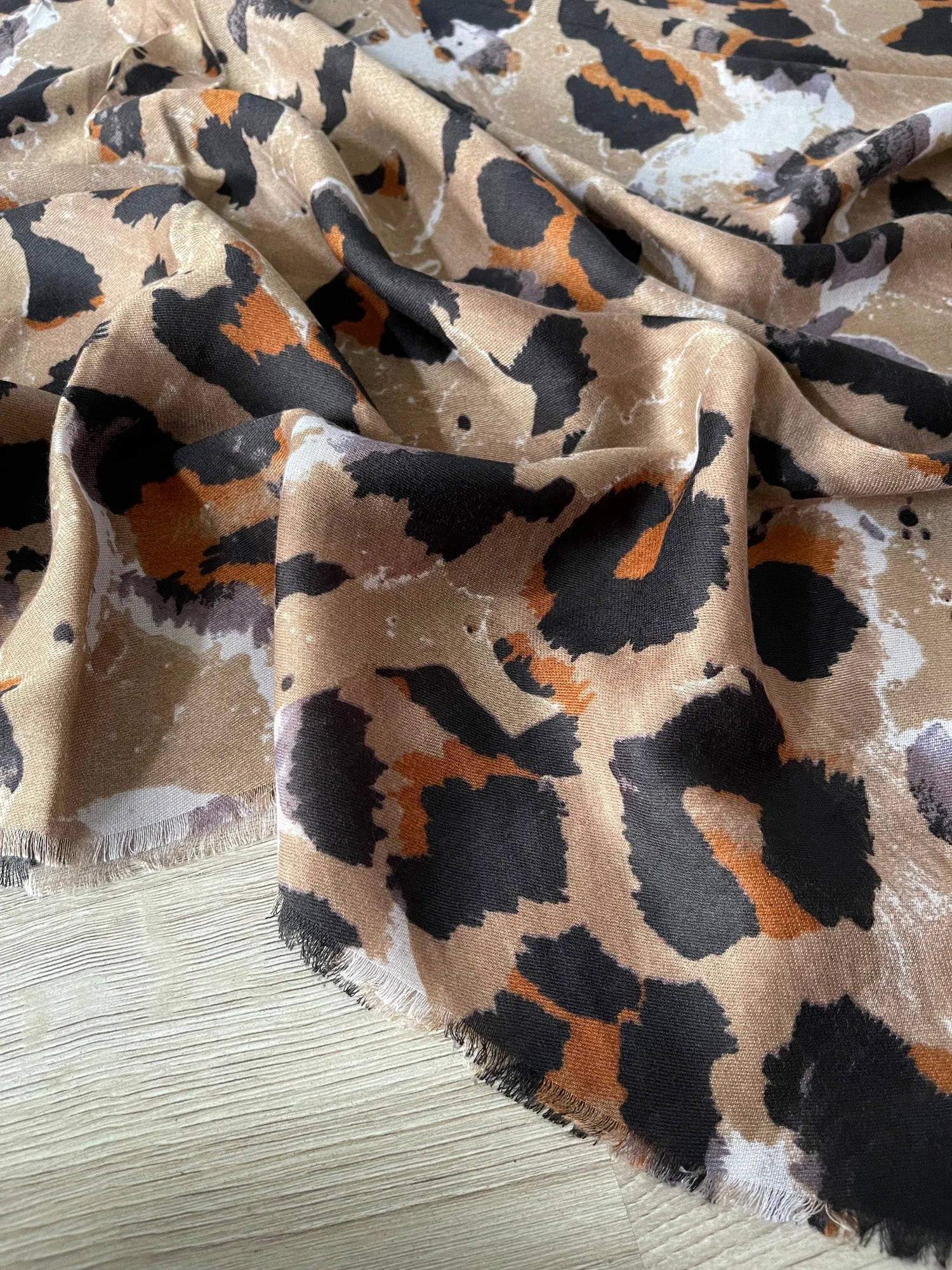 LARGE BEIGE CAMEO LEOPARD PRINT SCARF