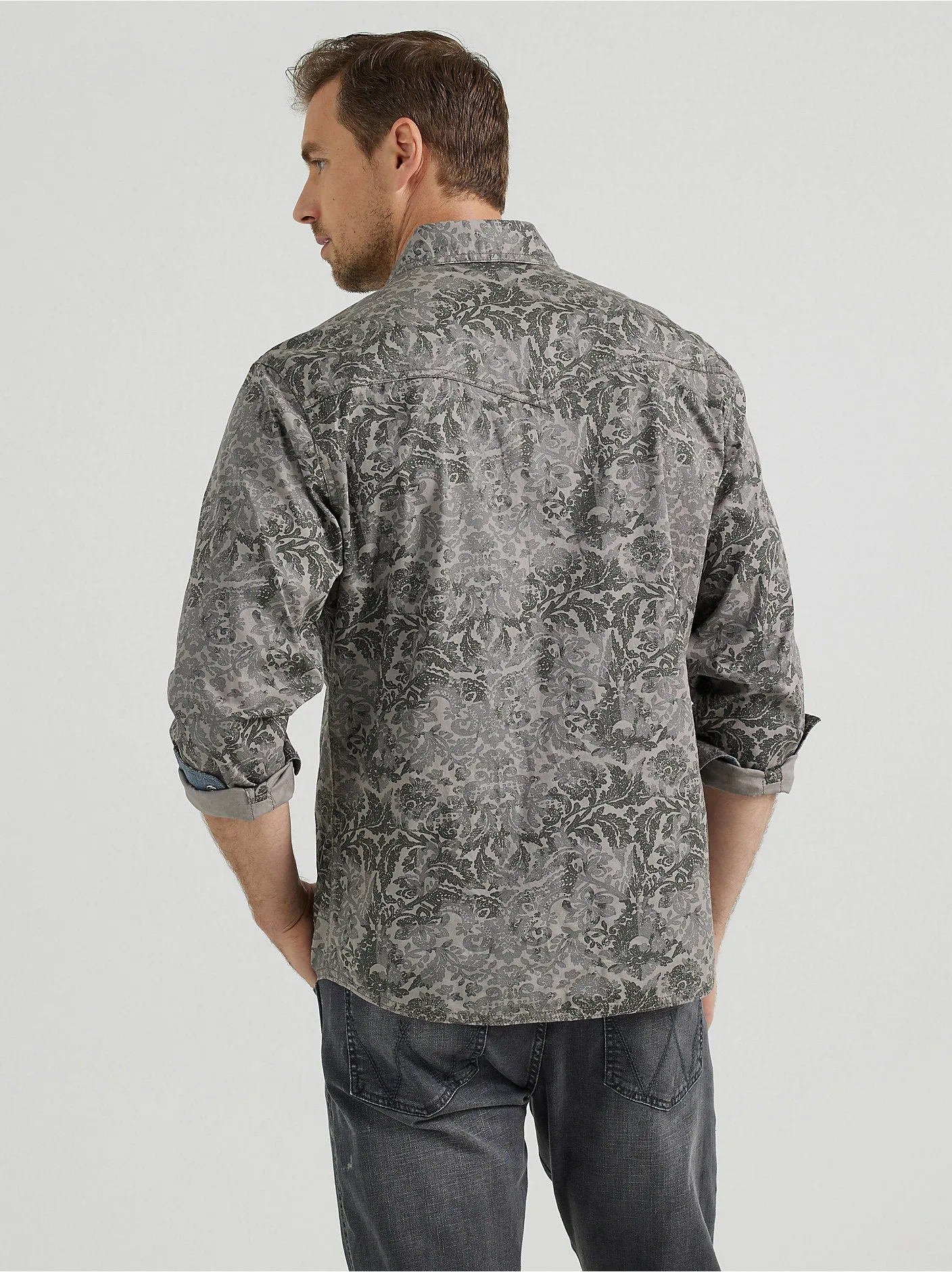 Men's Wrangler® Retro® Premium Long Sleeve Western Snap Printed Shirt - 112356589