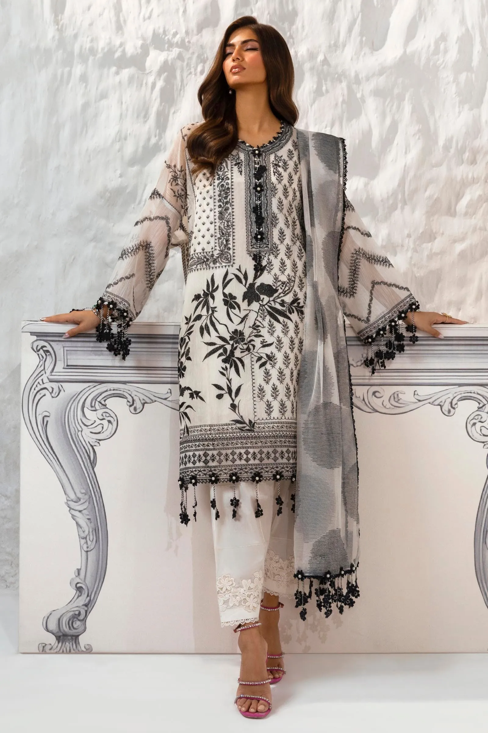 Sana Safinaz Muzlin Summer Lawn Collection Vol-II – M242-010B-CT