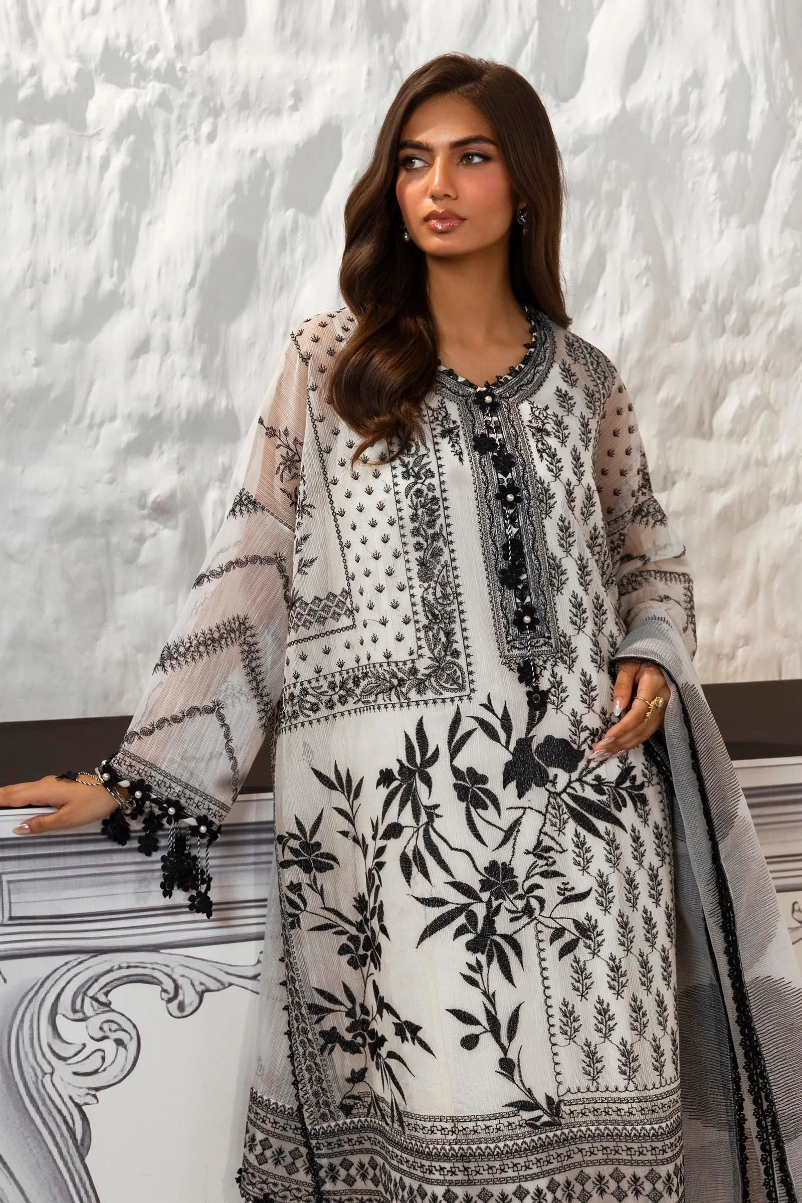 Sana Safinaz Muzlin Summer Lawn Collection Vol-II – M242-010B-CT