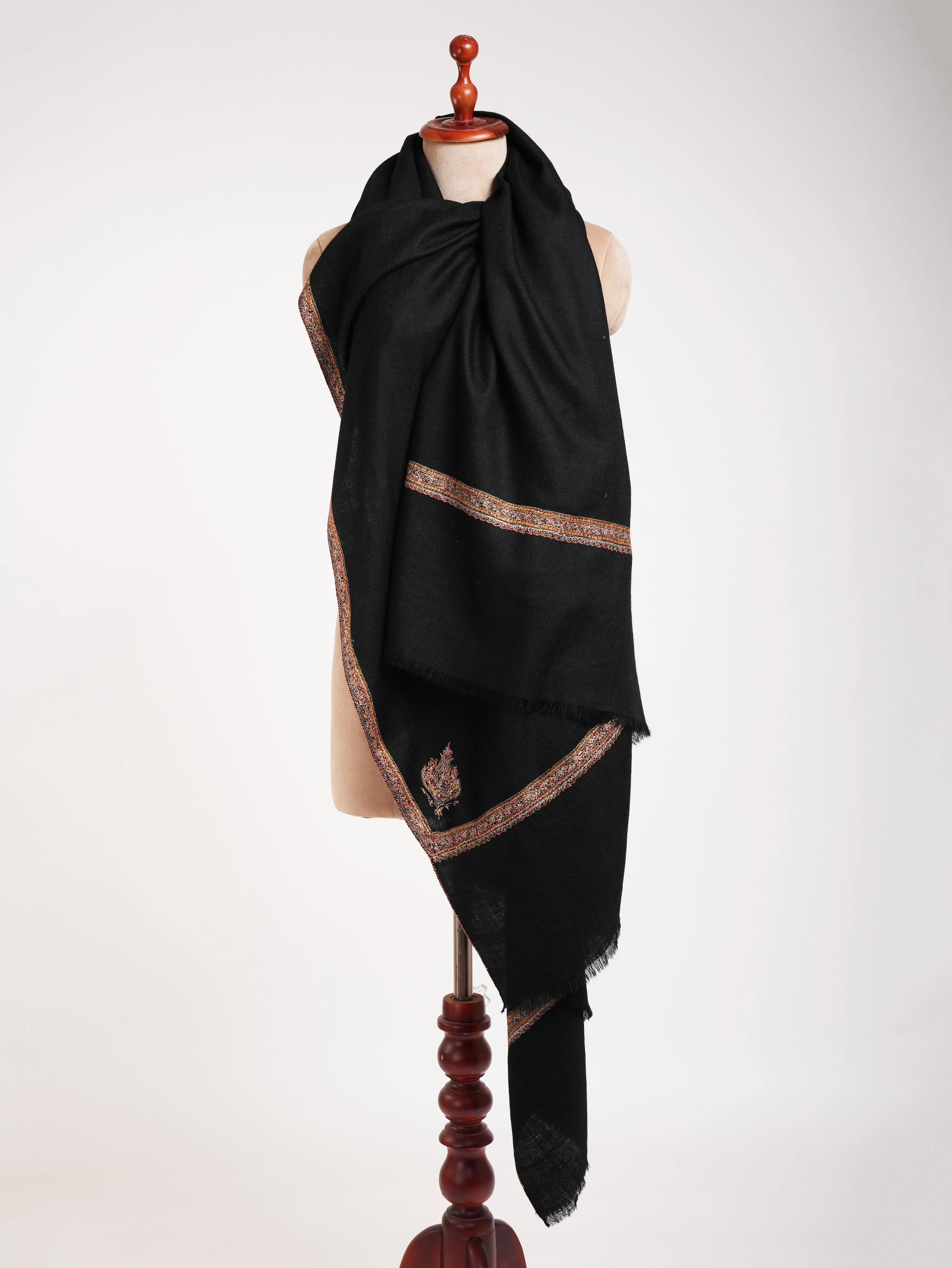 Sozni Black Kashmiri Pashmina XL Shawl