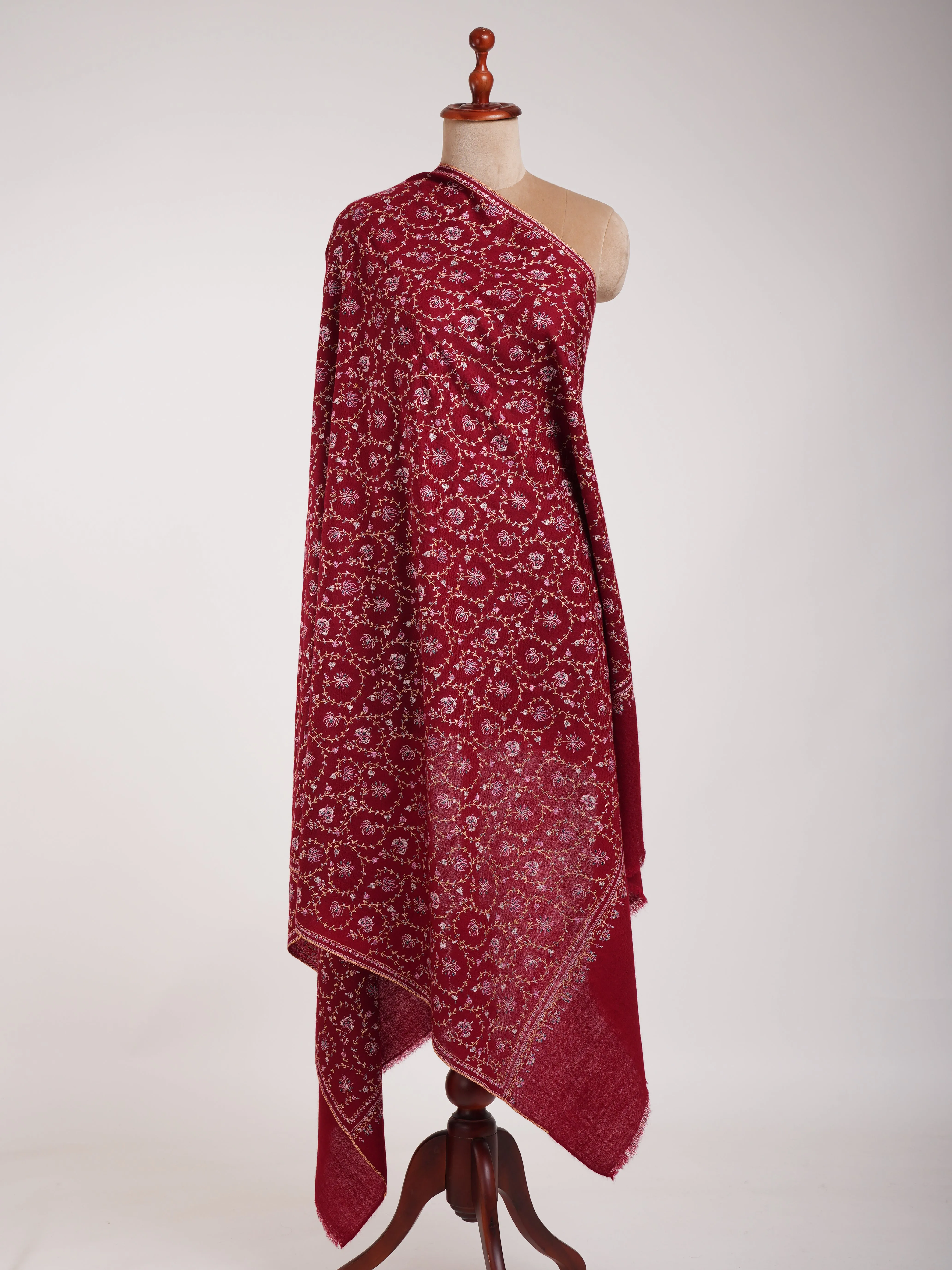 Sozni Embroidered Kashmiri Pashmina Shawl in Maroon