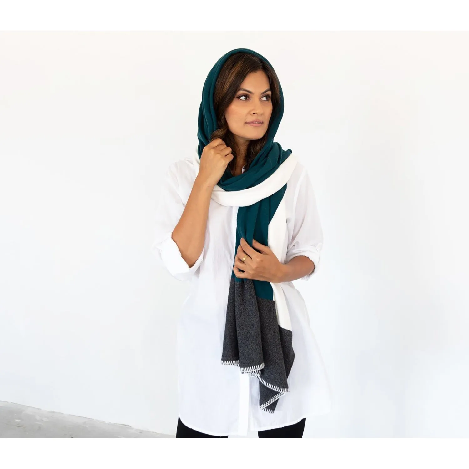 Women's Zestt Organics Organic Cotton Dreamsoft Travel Scarf Teal Colorblock